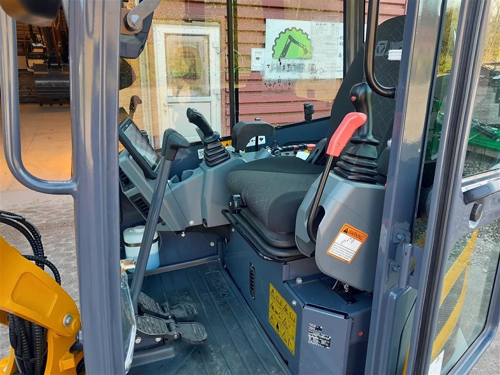 Bagger of the type XCMG xe27e  med rototilt, Gebrauchtmaschine in Rødekro (Picture 16)