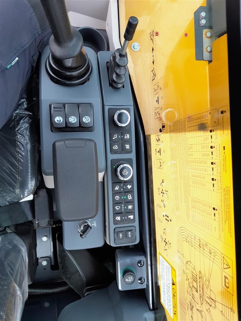 Bagger of the type XCMG XE80E, Gebrauchtmaschine in Rødekro (Picture 12)