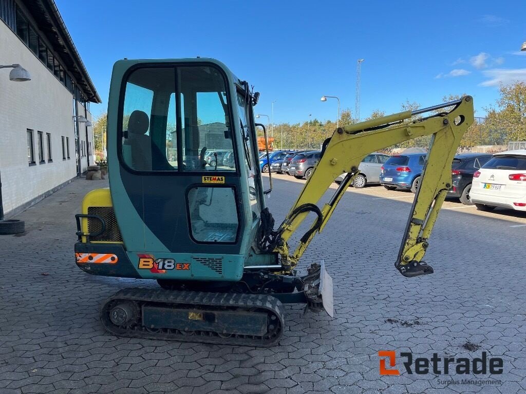 Bagger des Typs Yanmar AMMANN/YANMAR B 18 X Minigravemaskine med 4 skovle, Gebrauchtmaschine in Rødovre (Bild 2)