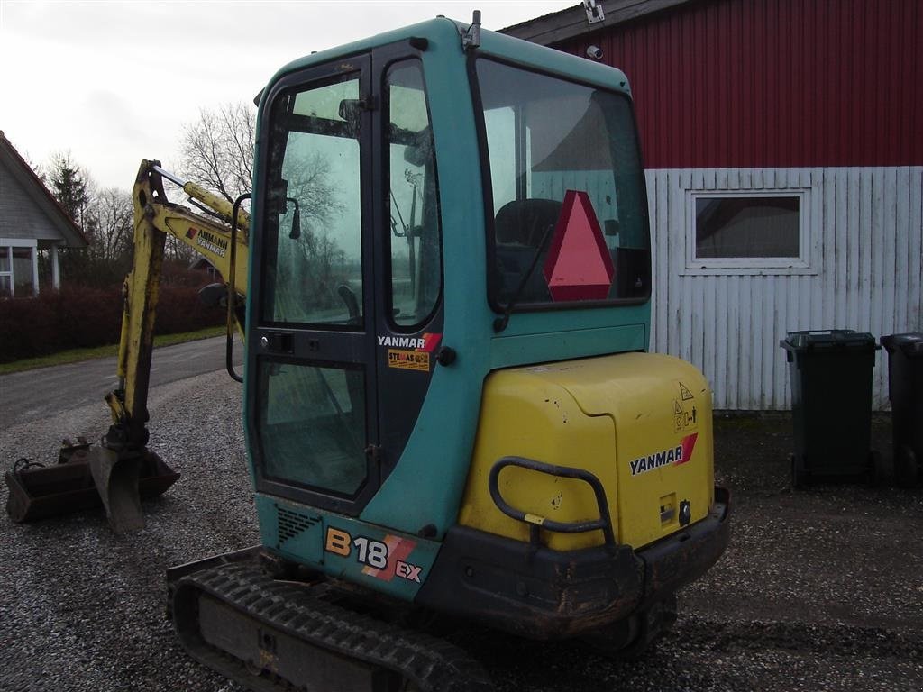 Bagger des Typs Yanmar B18 EX, Gebrauchtmaschine in Ejstrupholm (Bild 4)