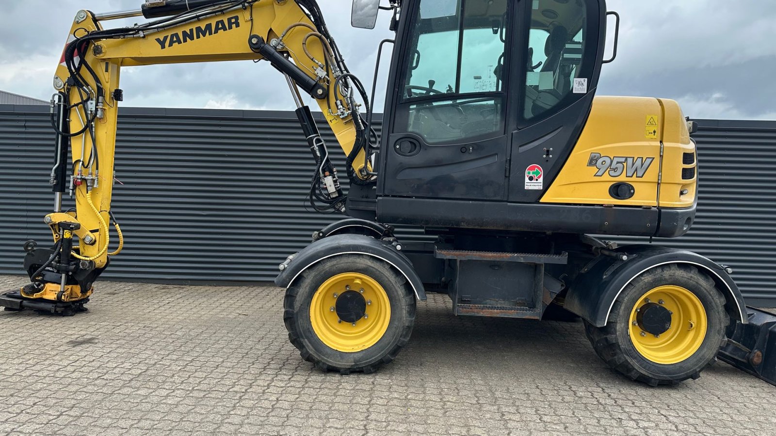 Bagger of the type Yanmar B95W med EC209, Gebrauchtmaschine in Slagelse (Picture 1)