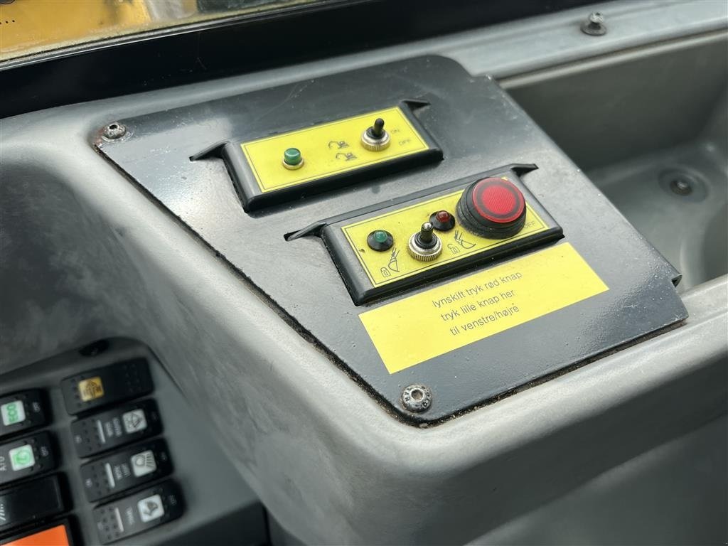 Bagger типа Yanmar SV100 2A Centralsmørring og hydraulisk hurtigskifte., Gebrauchtmaschine в Rønnede (Фотография 12)