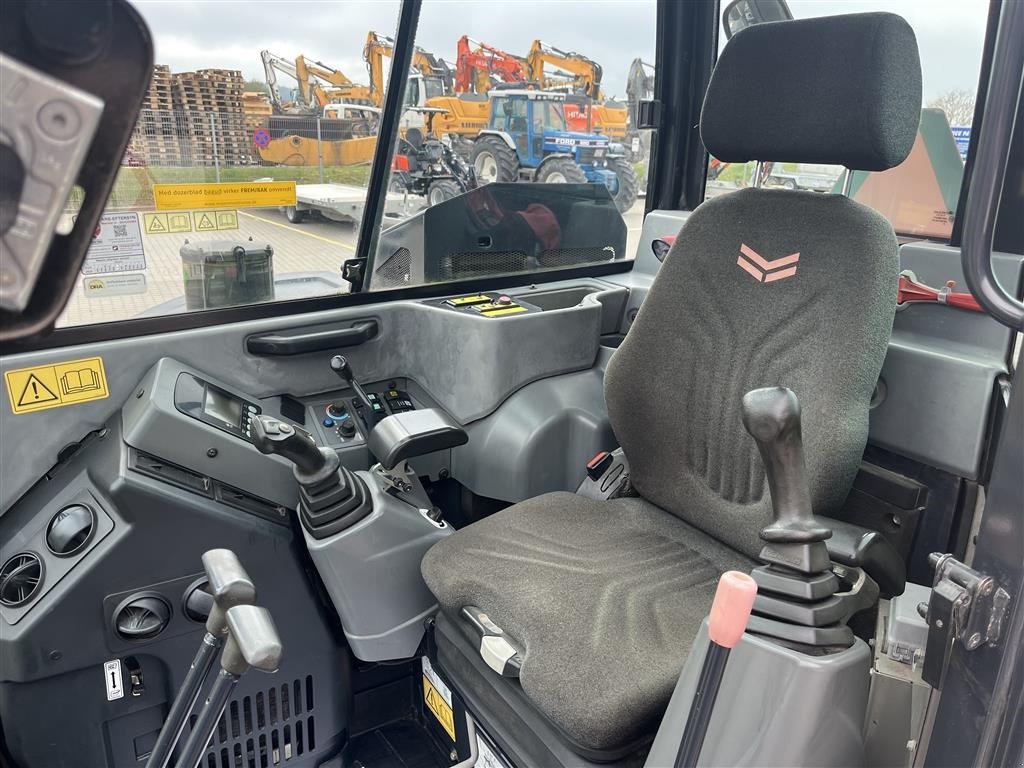 Bagger типа Yanmar SV100 2A Centralsmørring og hydraulisk hurtigskifte., Gebrauchtmaschine в Rønnede (Фотография 11)