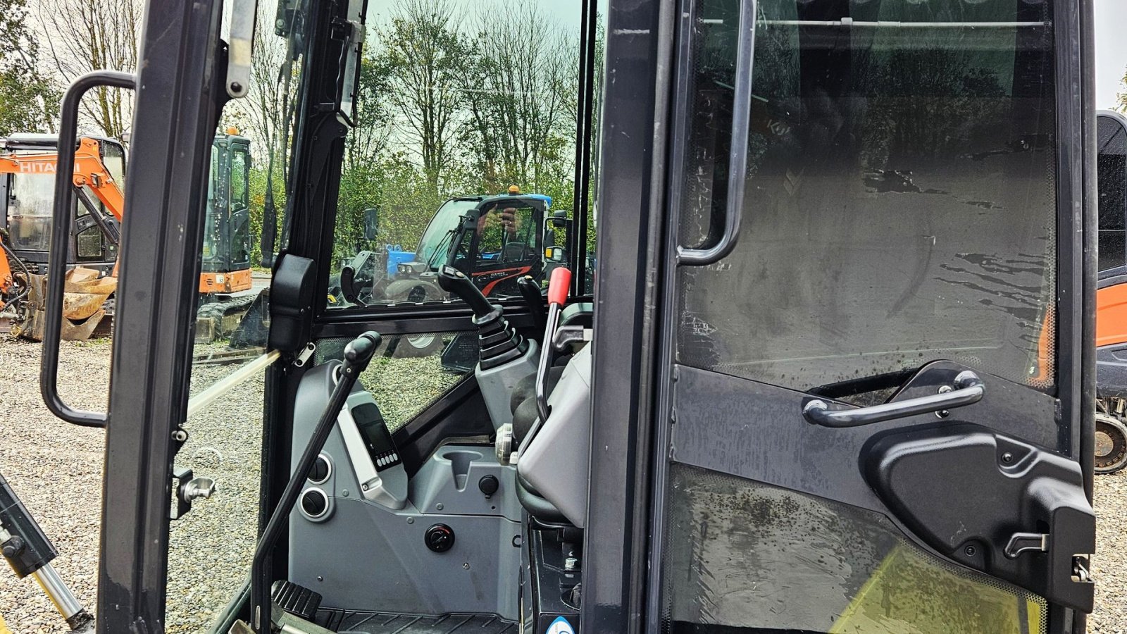 Bagger типа Yanmar SV17 / 2022 / 800 timer / tiltman & skovlsæt, Gebrauchtmaschine в Arden (Фотография 13)