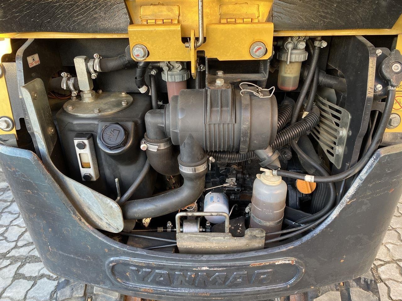 Bagger от тип Yanmar SV18, Gebrauchtmaschine в Skive (Снимка 7)