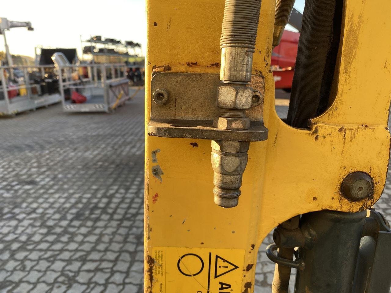 Bagger от тип Yanmar SV18, Gebrauchtmaschine в Skive (Снимка 9)