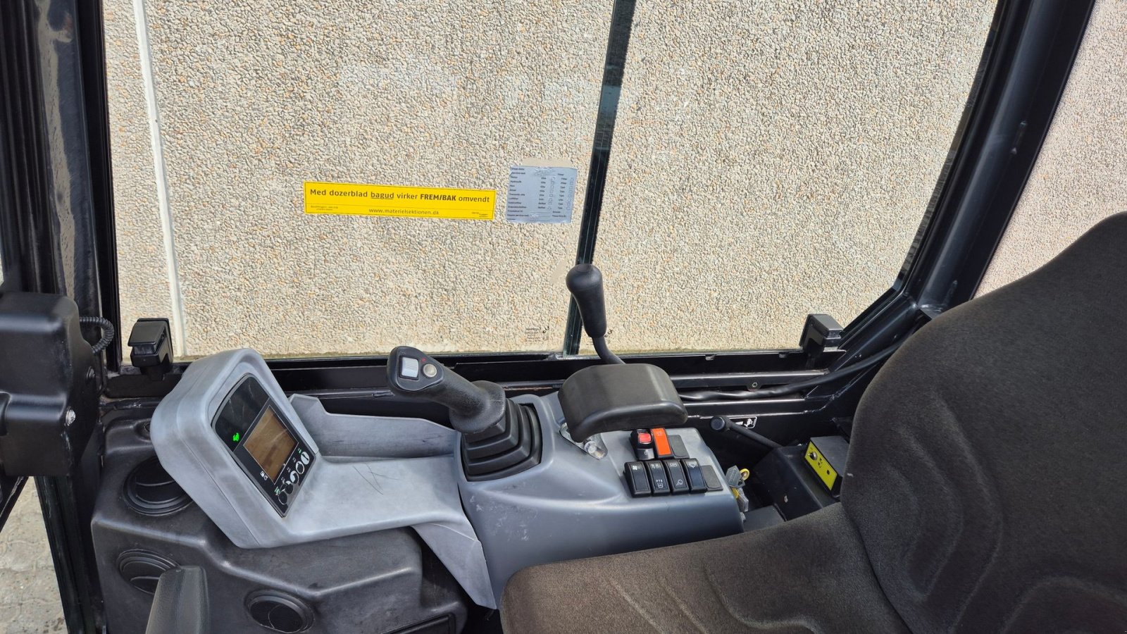 Bagger от тип Yanmar SV22, Gebrauchtmaschine в Randers (Снимка 2)