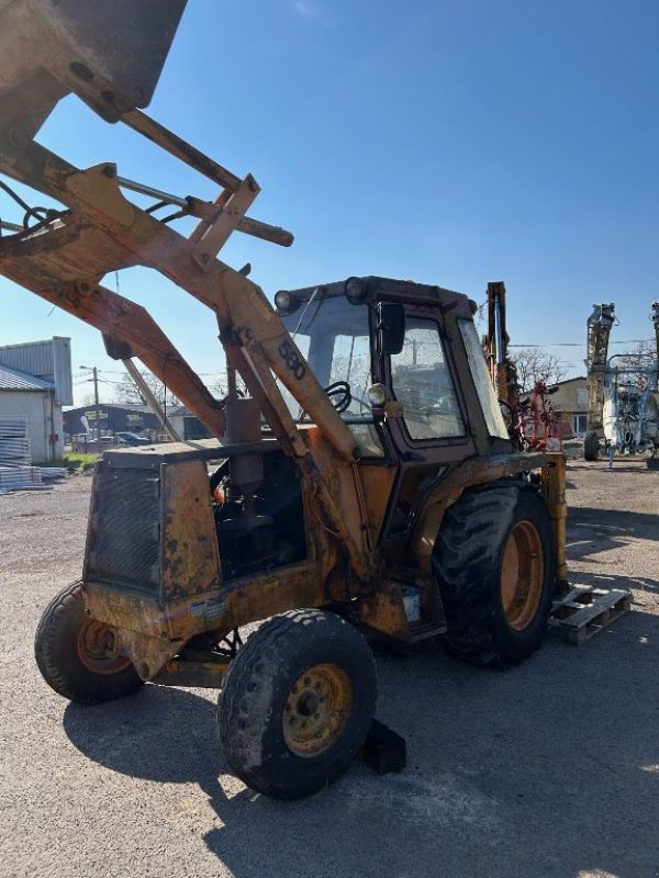 Baggerlader typu Case IH 580G, Gebrauchtmaschine w CORBIGNY (Zdjęcie 1)