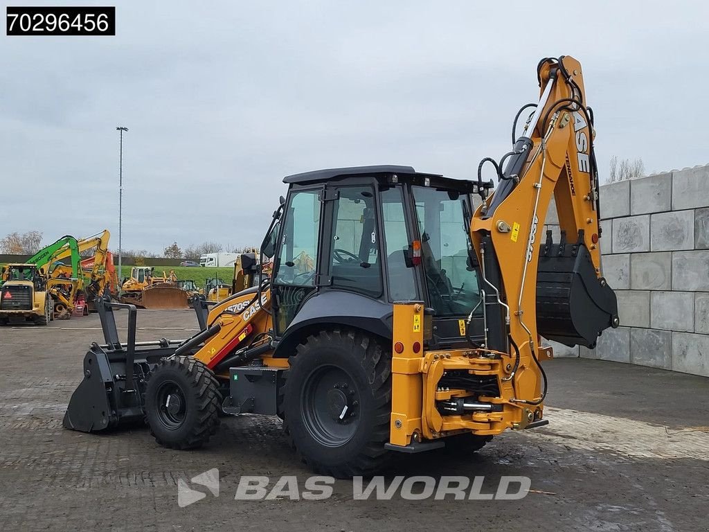 Baggerlader of the type Case 570 SV 4WD - A/C - 4-1 Bucket - Telestick - HP, Neumaschine in Veghel (Picture 11)