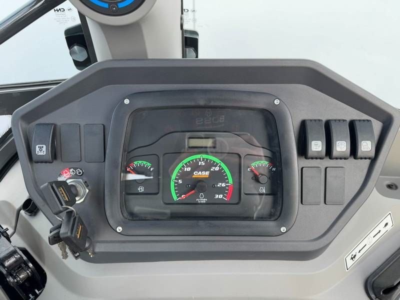 Baggerlader of the type Case 570SV 4WD - 4/1 Bucket / Telescopic Boom / AC, Neumaschine in Veldhoven (Picture 9)