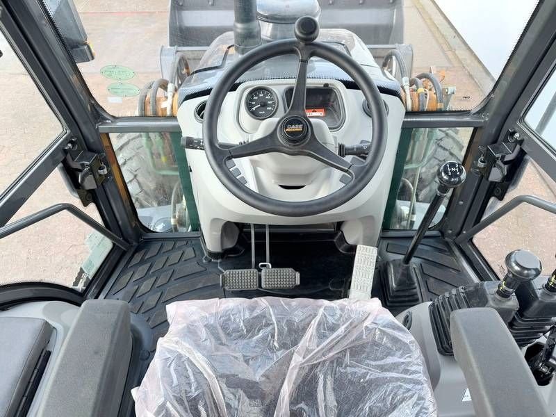 Baggerlader of the type Case 570SV 4WD - 4/1 Bucket / Telescopic Boom / AC, Neumaschine in Veldhoven (Picture 7)