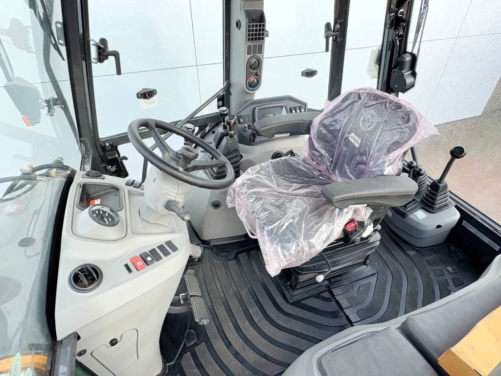 Baggerlader tipa Case 570SV 4WD - 4/1 Bucket / Telescopic Boom / AC, Gebrauchtmaschine u Veldhoven (Slika 5)