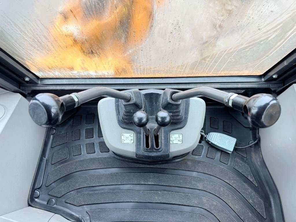 Baggerlader типа Case 770EX 4WD - New / Unused / Hammer Lines, Gebrauchtmaschine в Veldhoven (Фотография 11)