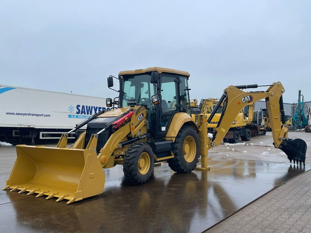 Baggerlader typu Caterpillar 424 4x4 Backhoe Loader, Neumaschine v Velddriel (Obrázek 11)
