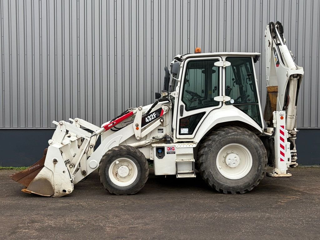 Baggerlader типа Caterpillar 432F2, Gebrauchtmaschine в Velddriel (Фотография 1)