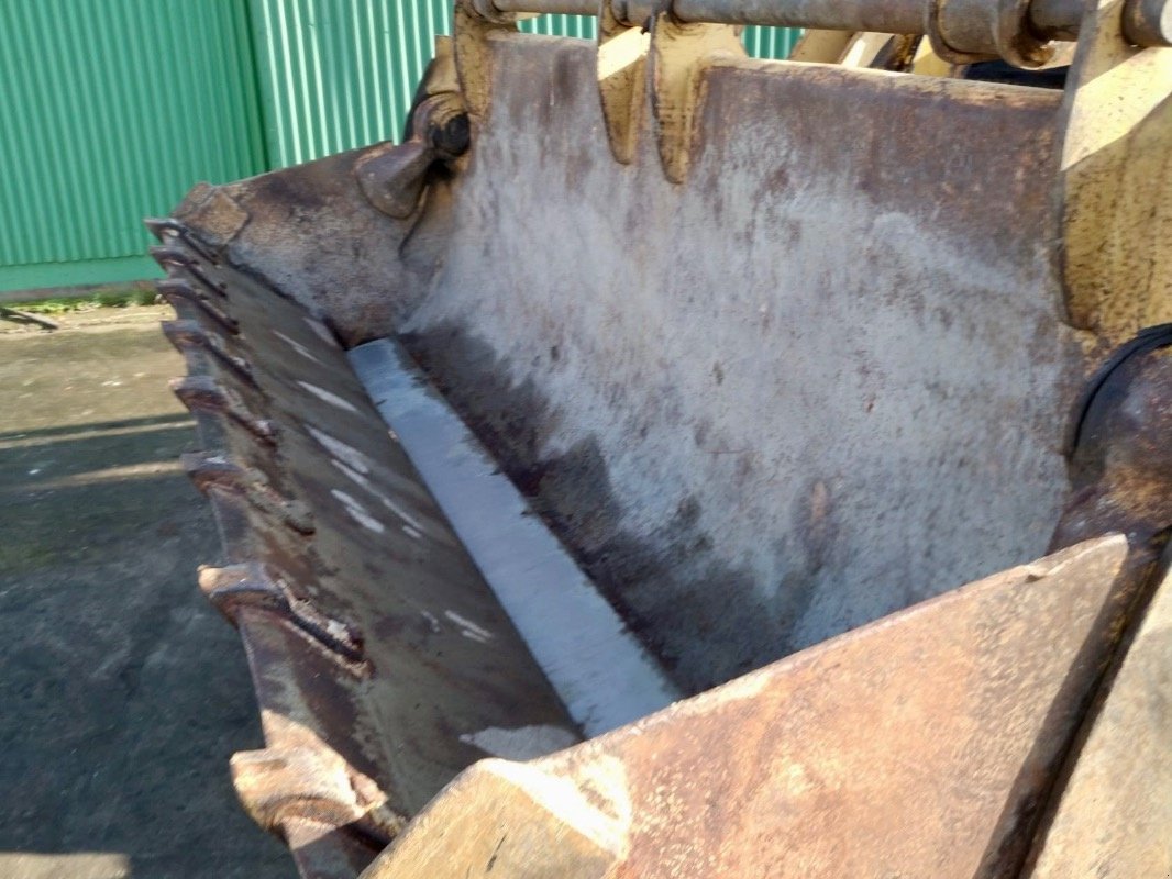 Baggerlader Türe ait Caterpillar 438 Series II + Anbaugeräte, Gebrauchtmaschine içinde Liebenwalde (resim 15)