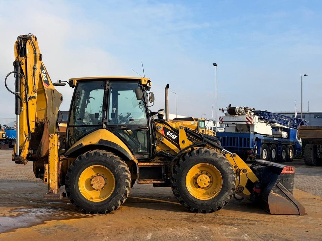 Baggerlader типа Caterpillar 444F, Gebrauchtmaschine в Velddriel (Фотография 7)