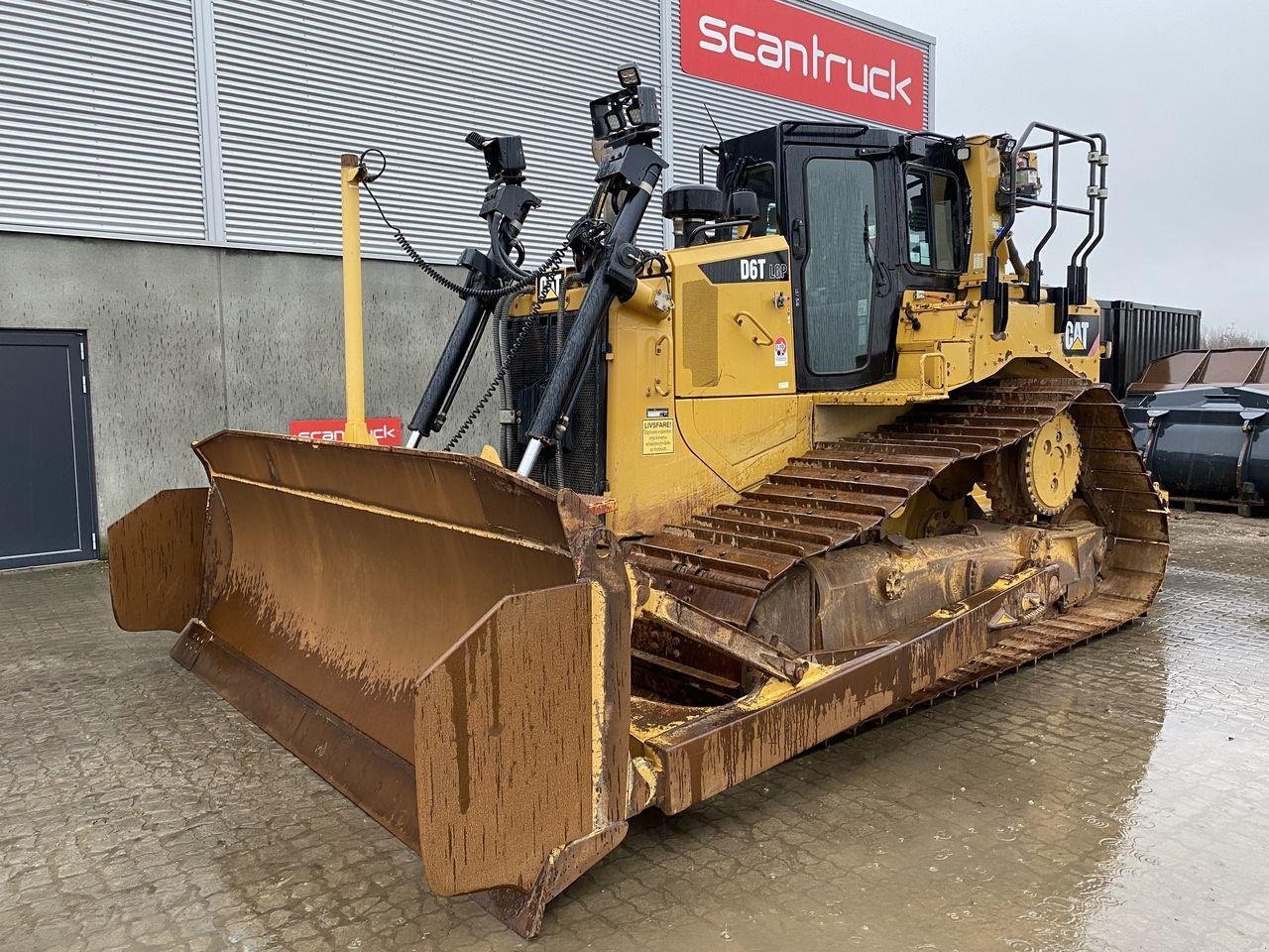 Baggerlader a típus Caterpillar D6T, Gebrauchtmaschine ekkor: Skive (Kép 1)