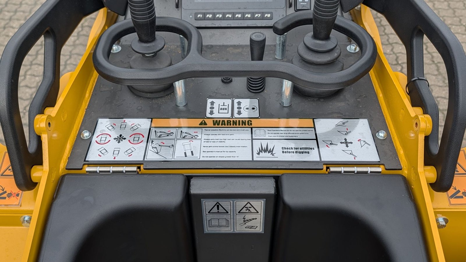 Baggerlader of the type Eurotrac SK 10, Gebrauchtmaschine in Rødekro (Picture 10)