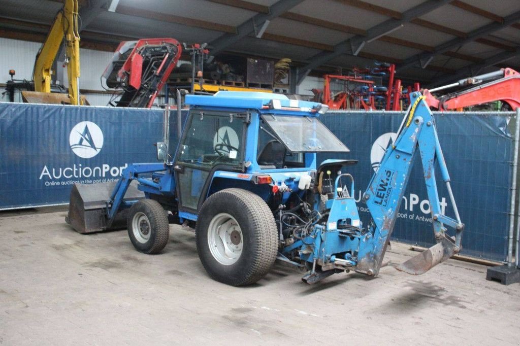 Baggerlader типа Iseki 530, Gebrauchtmaschine в Antwerpen (Фотография 3)