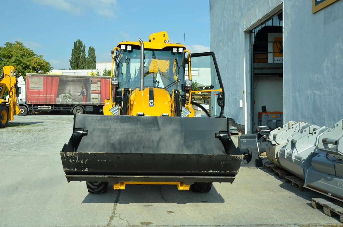 Baggerlader des Typs JCB 3CX PLUS, Neumaschine in Wien (Bild 5)