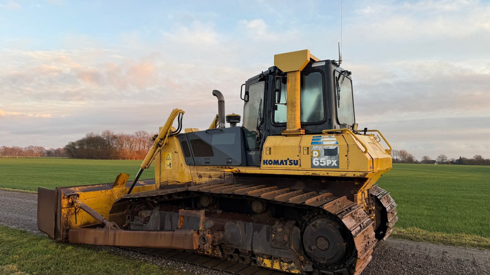 Baggerlader of the type Komatsu D65PX-15, Gebrauchtmaschine in Rødding (Picture 3)