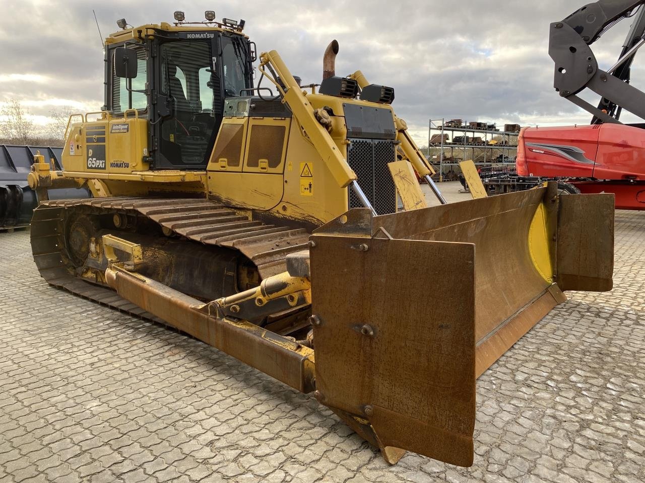 Baggerlader of the type Komatsu D65PXI-18, Gebrauchtmaschine in Skive (Picture 5)