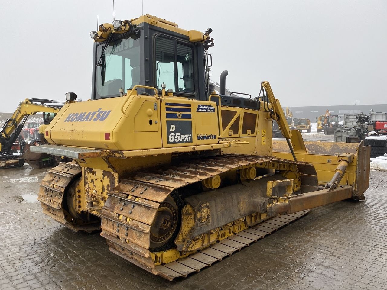 Baggerlader типа Komatsu D65PXI-18, Gebrauchtmaschine в Skive (Фотография 4)