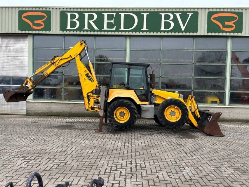 Baggerlader del tipo Massey Ferguson 965, Gebrauchtmaschine en Roosendaal (Imagen 2)