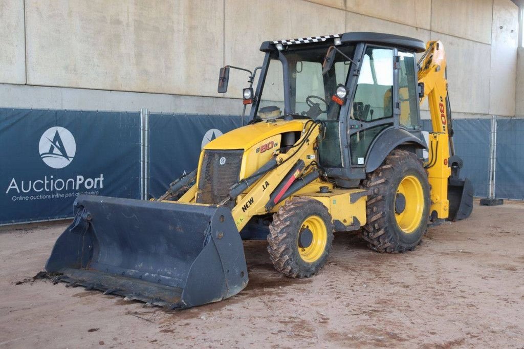 Baggerlader от тип New Holland B80B-SS, Gebrauchtmaschine в Antwerpen (Снимка 10)