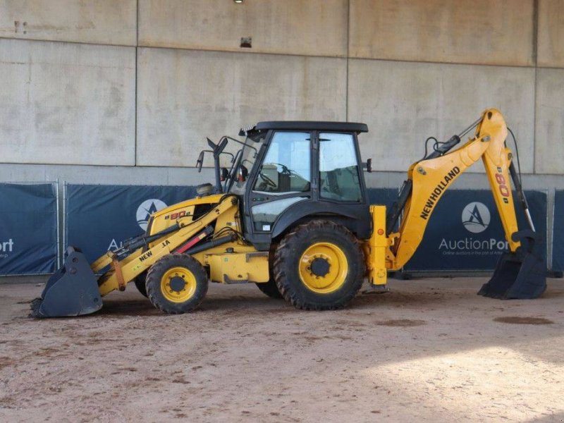 Baggerlader del tipo New Holland B80B-SS, Gebrauchtmaschine In Antwerpen (Immagine 1)