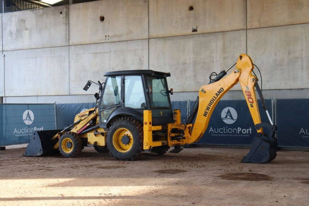 Baggerlader от тип New Holland B80B-SS, Gebrauchtmaschine в Antwerpen (Снимка 3)