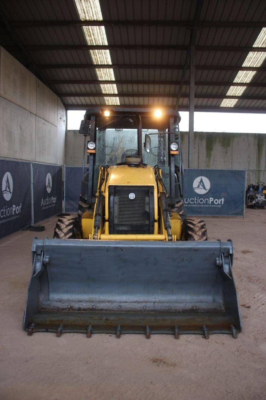 Baggerlader van het type New Holland B80B, Gebrauchtmaschine in Antwerpen (Foto 8)
