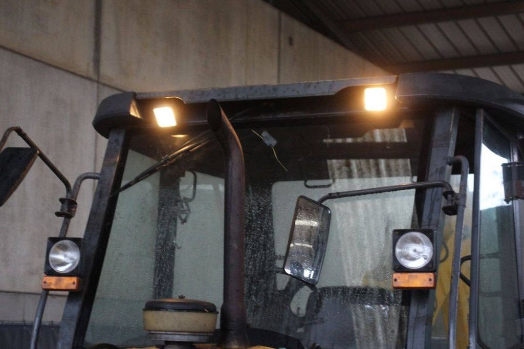 Baggerlader van het type New Holland B80B, Gebrauchtmaschine in Antwerpen (Foto 11)