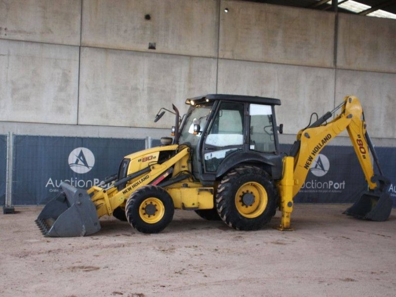 Baggerlader van het type New Holland B80B, Gebrauchtmaschine in Antwerpen