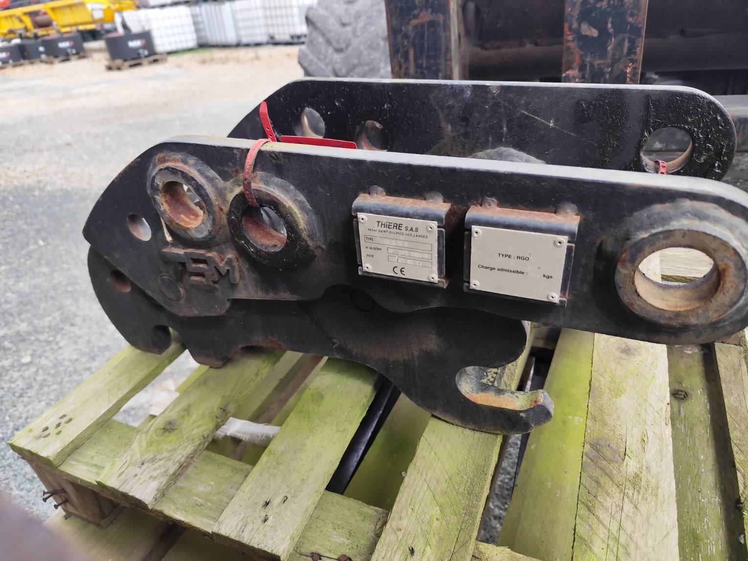 Baggerlader of the type Sonstige ACCESSOIRE TRACTOPELLE, Gebrauchtmaschine in Le Horps (Picture 4)