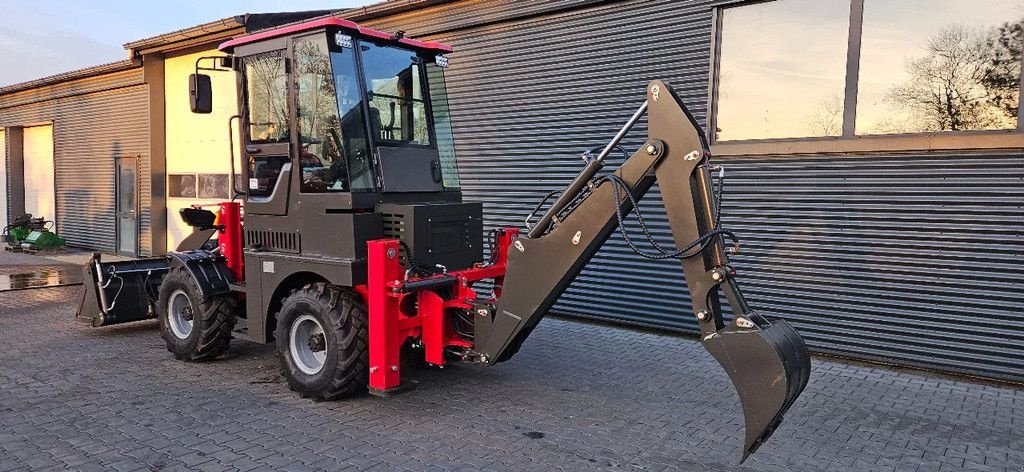 Baggerlader van het type Sonstige WOLF plus power HQ15-10 laad graaf cmbie backhoe, Gebrauchtmaschine in Scharsterbrug (Foto 4)