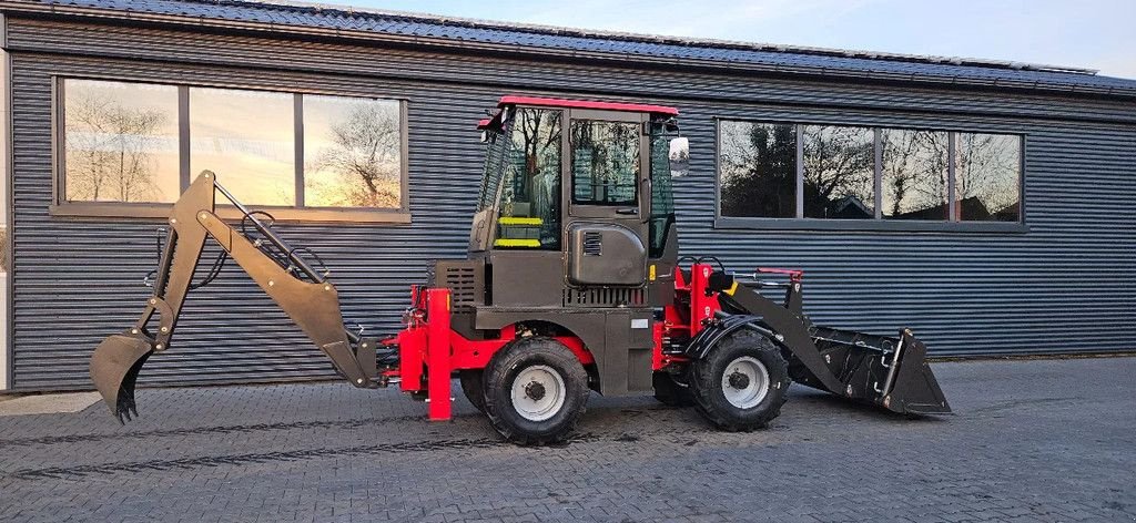 Baggerlader van het type Sonstige WOLF plus power HQ15-10 laad graaf cmbie backhoe, Gebrauchtmaschine in Scharsterbrug (Foto 3)
