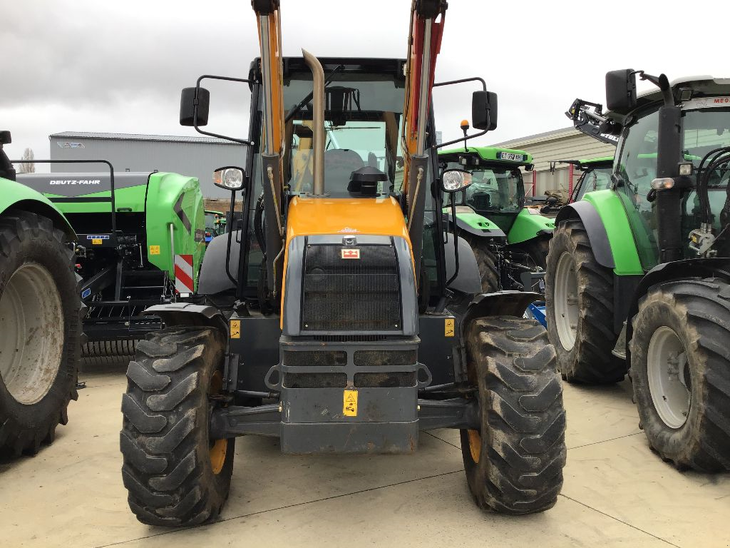 Baggerlader of the type Terex 860 SX, Gebrauchtmaschine in ST FLOUR (Picture 2)