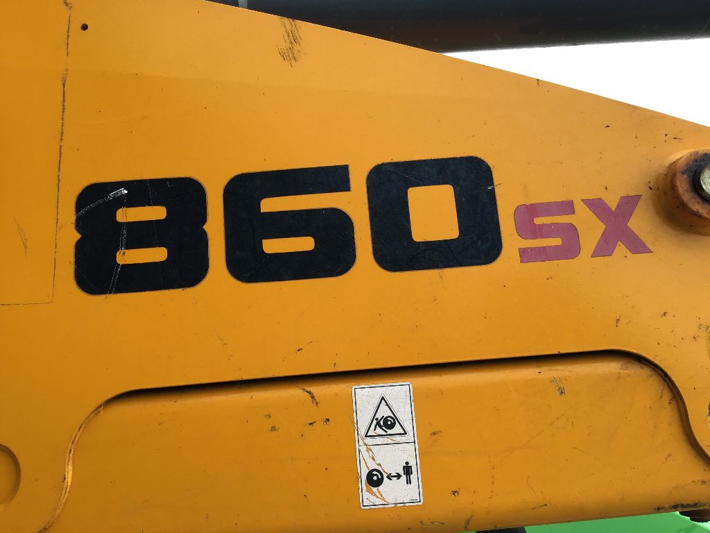 Baggerlader des Typs Terex 860 SX, Gebrauchtmaschine in ST FLOUR (Bild 5)