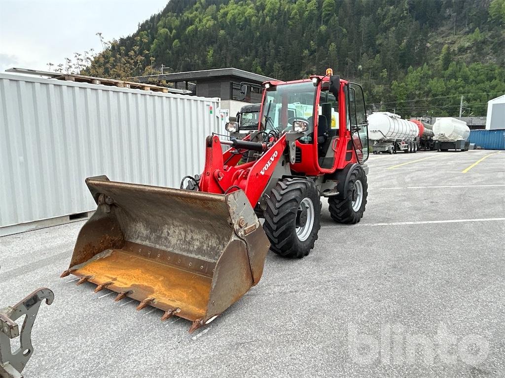 Baggerlader a típus Volvo L28F, Gebrauchtmaschine ekkor: Düsseldorf (Kép 1)