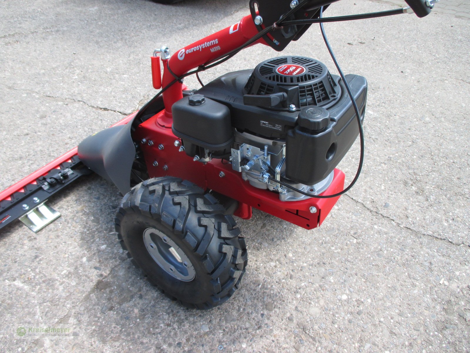 Balkenmäher des Typs Eurosystems M 310 mit 127 cm Doppelmesserbalken gegenläufige Messer Busatis, Neumaschine in Feuchtwangen (Bild 4)