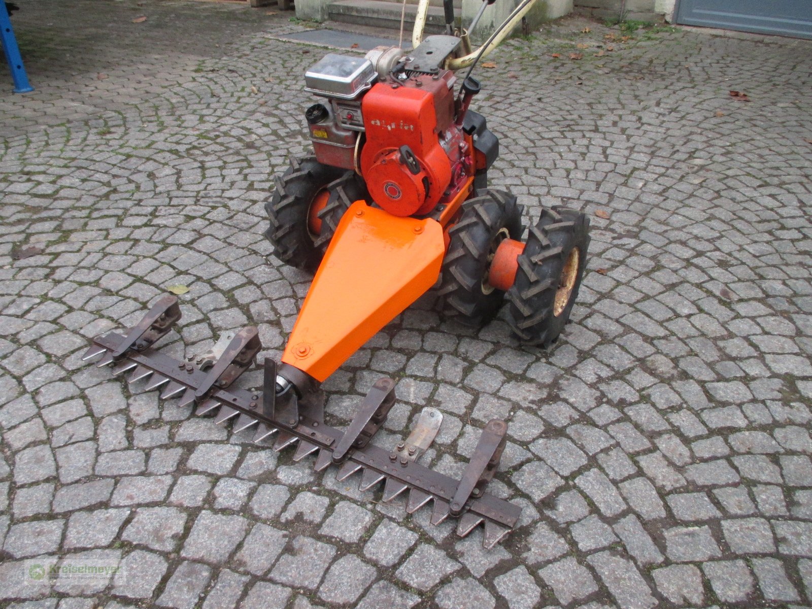 Balkenmäher of the type Holder M 300 Profigerät mit Zwillingsbereifung und Schwinghebelbalken 110 cm, Gebrauchtmaschine in Feuchtwangen (Picture 1)