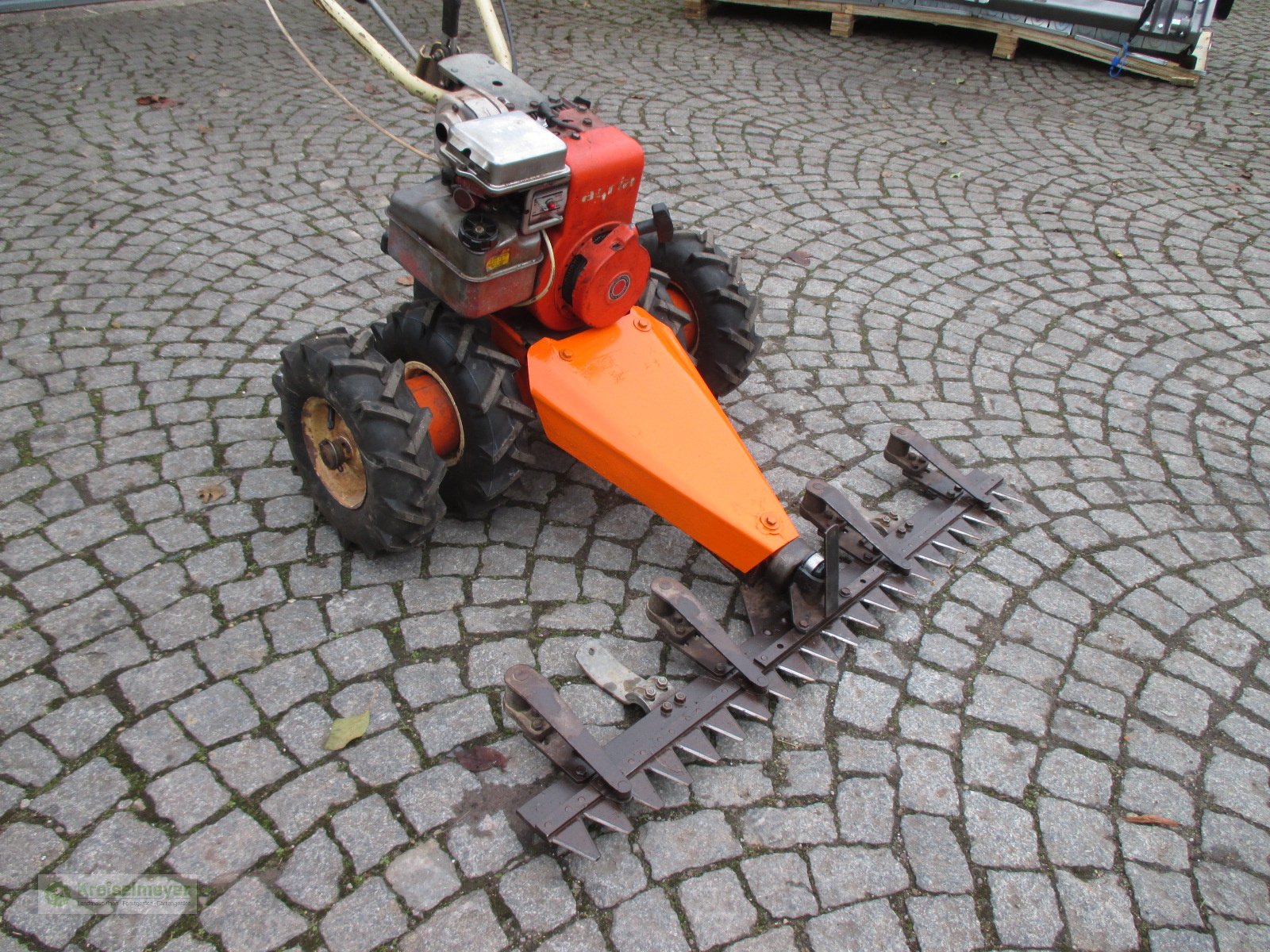 Balkenmäher of the type Holder M 300 Profigerät mit Zwillingsbereifung und Schwinghebelbalken 110 cm, Gebrauchtmaschine in Feuchtwangen (Picture 2)