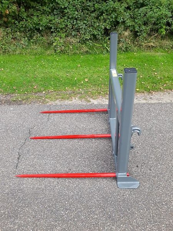 Ballengabel des Typs Bressel & Lade B11 3 Zinken Euro, Neumaschine in Itterbeck (Bild 3)