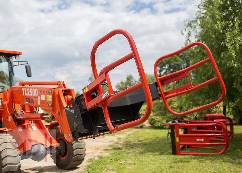 Ballengabel des Typs MD Landmaschinen AT Ballenzange 2 Zylinder, Neumaschine in Zeven (Bild 2)