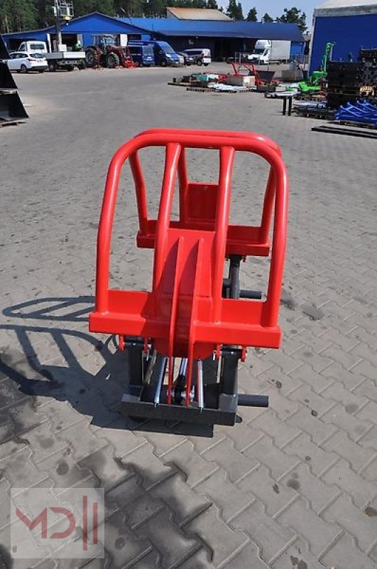 Ballengabel des Typs MD Landmaschinen MT Ballengreifer mit einem Zylinder 1,7 m - 2,1 m, Neumaschine in Zeven (Bild 3)