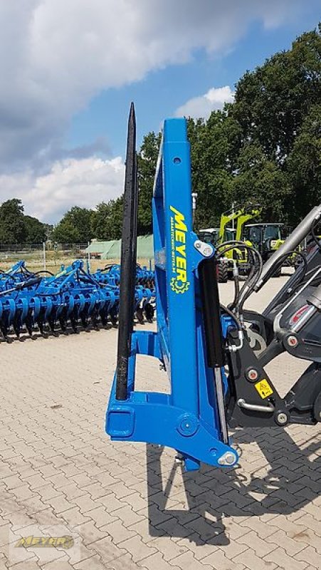 Ballengabel des Typs Meyer Agrartechnik BSH Ballenspieß Hydro, Neumaschine in Andervenne (Bild 2)