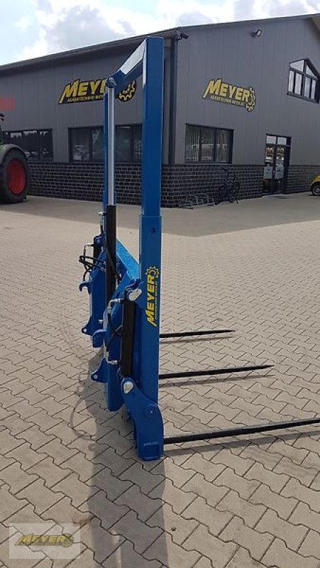 Ballengabel des Typs Meyer Agrartechnik BSH Ballenspieß Hydro, Neumaschine in Andervenne (Bild 18)