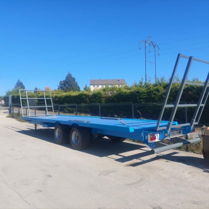 Ballensammelwagen des Typs Agri-Metal FP2L, Gebrauchtmaschine in AUMONT AUBRAC (Bild 3)